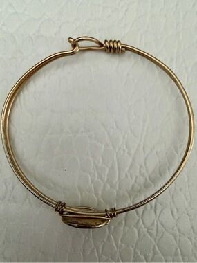 Delicate Gold Wire Wrap Bangle Bracelet